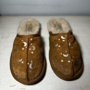 Kids Ugg moon & stars slippers